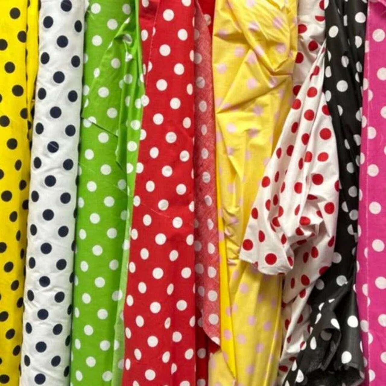 1 Yard Poly Cotton Fabric 1" Polka Dot Print, 58" Wide Durable Material for Apparel & Crafts